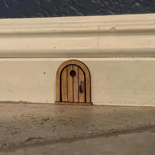 Wooden mouse door - wooden,