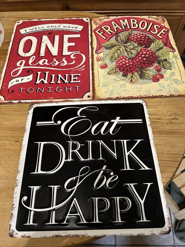 Quirky tin kitchen wall - 3x,